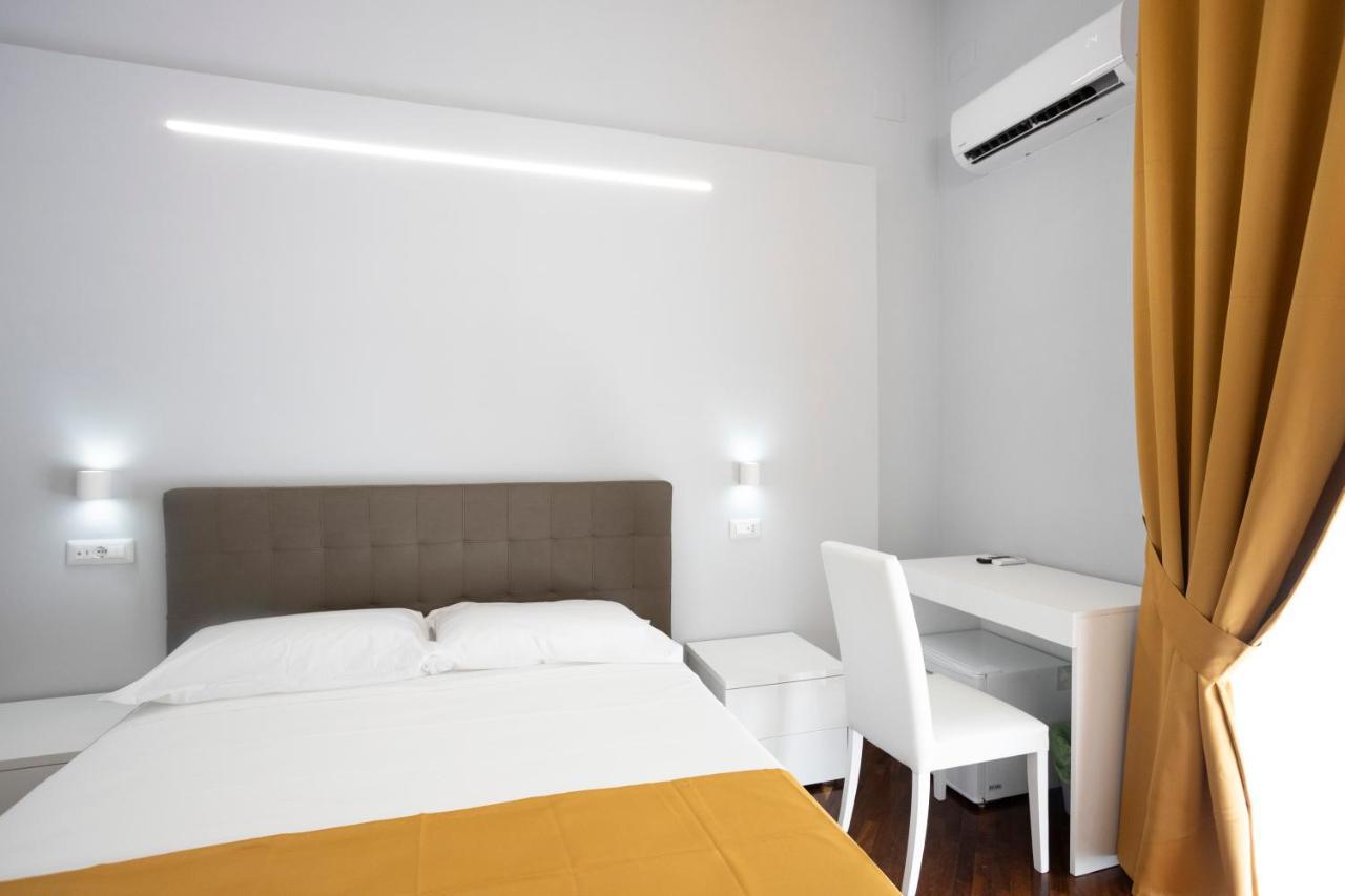 La Chambre Duomo Neapol Zewnętrze zdjęcie