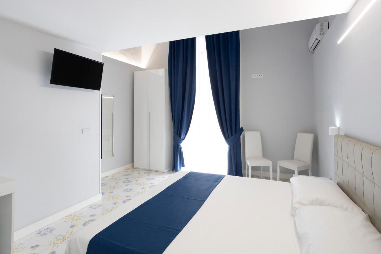 La Chambre Duomo Neapol Zewnętrze zdjęcie