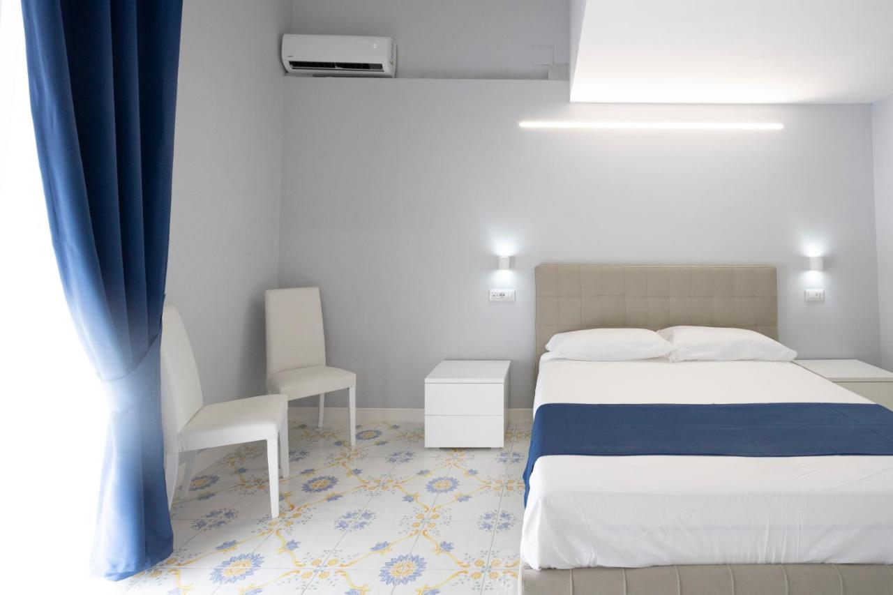 La Chambre Duomo Neapol Zewnętrze zdjęcie