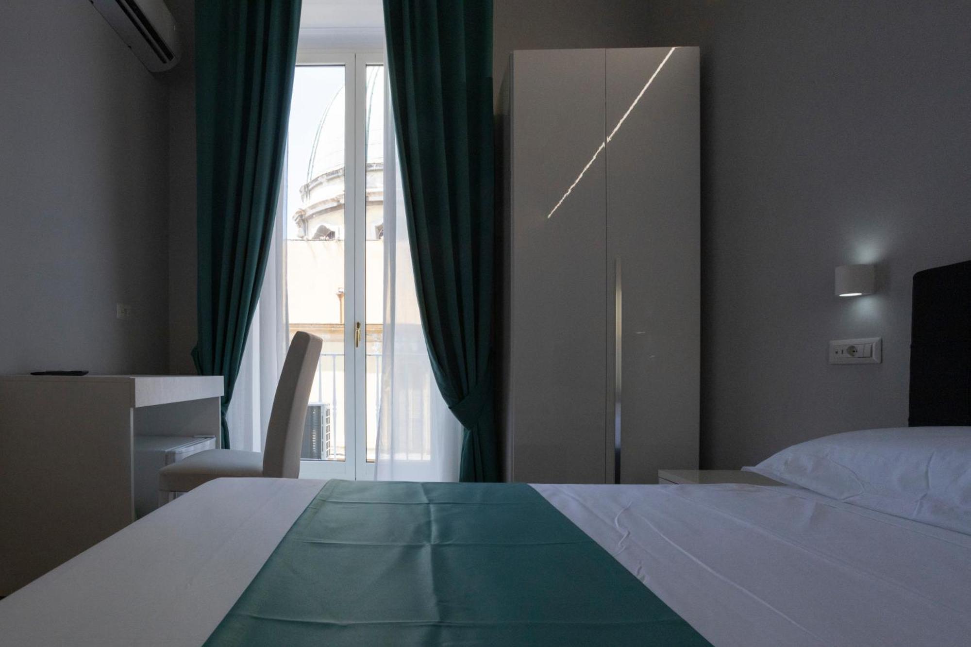 La Chambre Duomo Neapol Zewnętrze zdjęcie