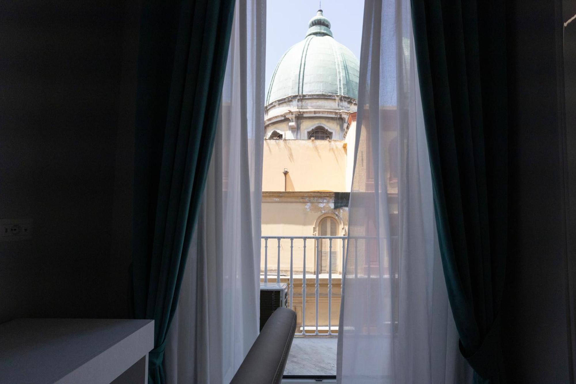 La Chambre Duomo Neapol Zewnętrze zdjęcie