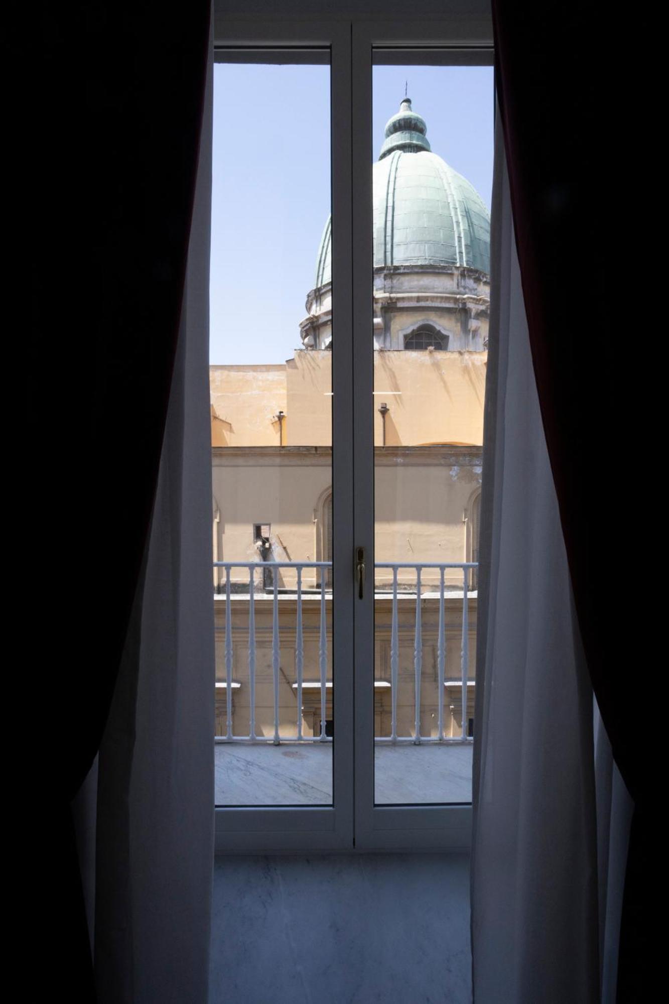 La Chambre Duomo Neapol Zewnętrze zdjęcie